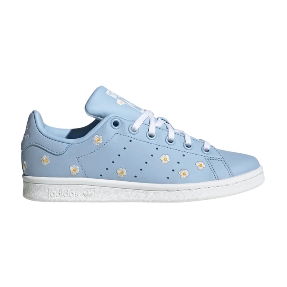 ‼️SOLD‼️Stan Smith J 'Floral Embroidery - Clear Sky'
